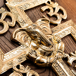 〔壁掛けタイプ〕インドの神様ウォールハンギング - 卍とオーンガネーシャ 輝くブラス製 - サブ4