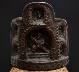 マハカーラ・ターラ・パドマサンバヴァの仏柱【木製 一点物 高さ:31cm】