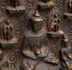 阿弥陀仏（ブッダ・アミタバ）と20尊の仏像【欠けあり・訳あり品 木製 一点物 高さ:33cm 3800g】 - サブ5