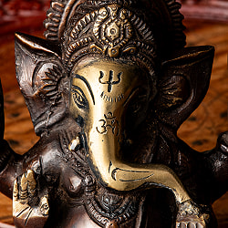 ガネーシャ 坐像 重厚なブラス製 高さ：13.5cm程度 - サブ2