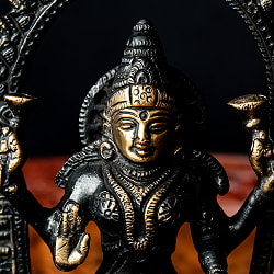 ラクシュミ 半跏像 重厚なブラス製 高さ19cm程度 - サブ2