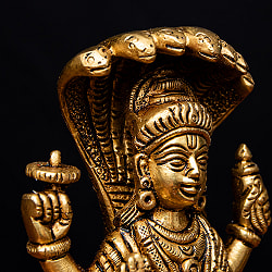 ナーガ（蛇神）に守られた ヴィシュヌ 坐像 高さ12cm - サブ5