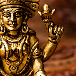 ラクシュミー坐像 高さ10.5cm - サブ4