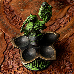 孔雀のオイルランプ 重厚なブラス製 高さ13cm - サブ2