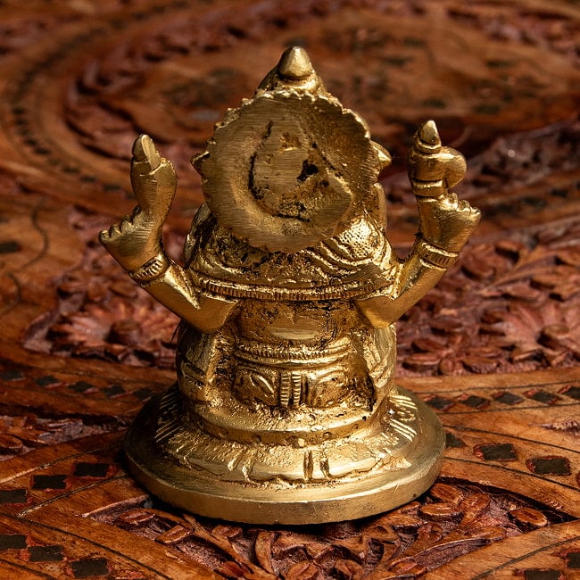 ブラス製 ガネーシャ 7.5cm 7 - 背面の様子です。