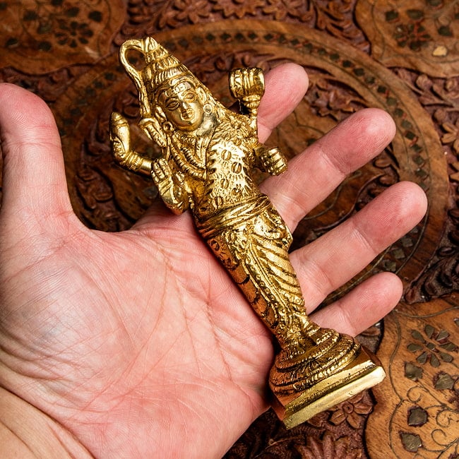 シヴァ 立像 14.5cm 9 - これくらいのサイズ感になります