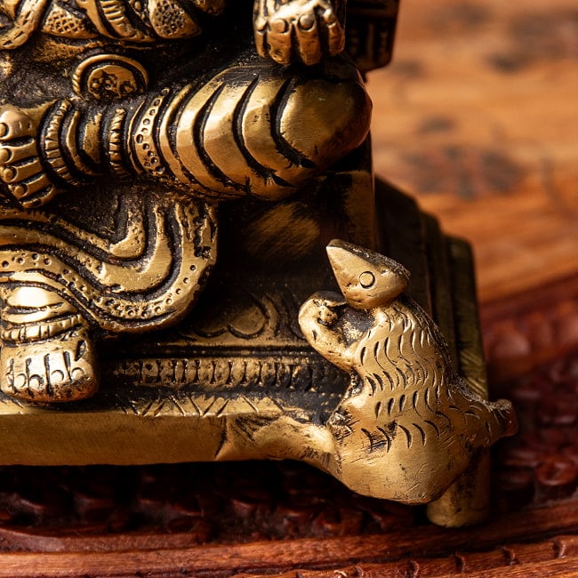 ブラス製 ガネーシャ 18cm 7 - ガネーシャの乗り物、ネズミ。