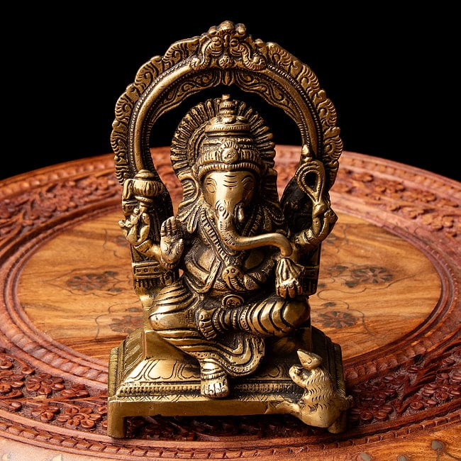 ブラス製 ガネーシャ 18cmの写真ガネーシュ,神様像,ブラス像,ヒンドゥー教,幸運,金運