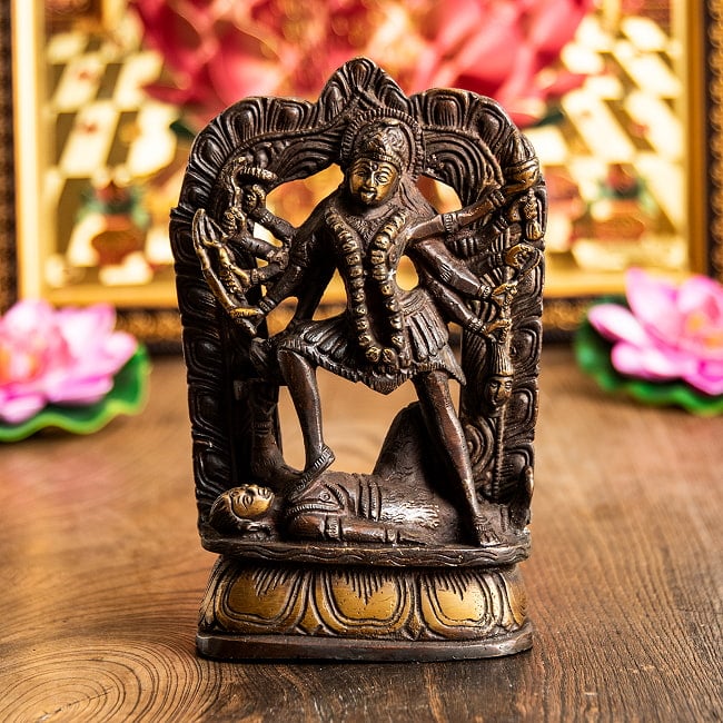 ブラス製 カーリー立像 - 17cmの写真