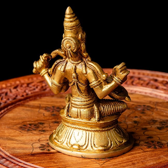 サラスヴァティ坐像 重厚なブラス製 高さ15cm 9 - 背面の様子です。