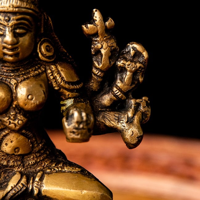 ドゥルガー ブラス製 14.5cm 6 - 細部を見てみました。