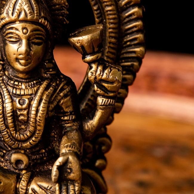 ラクシュミ 坐像 13.5cm 7 - 豊かさの象徴です。