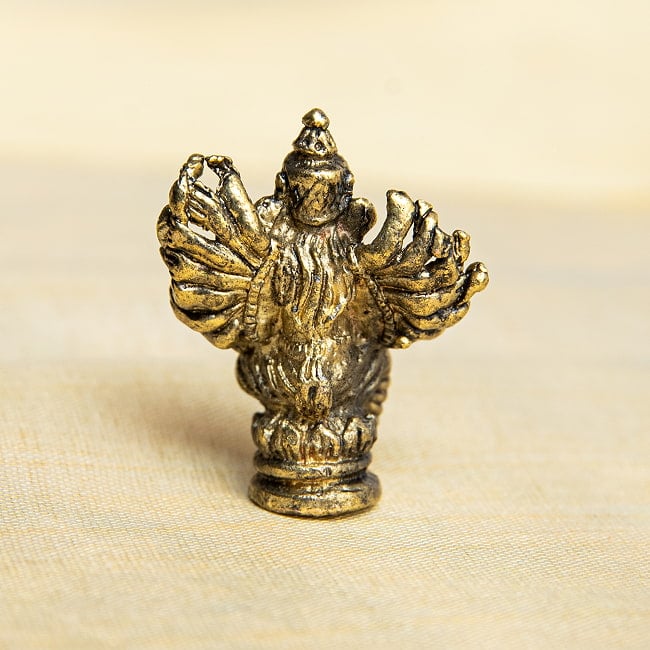 ガネーシャ　14手　多臂ガネーシャ　坐像　Ganesh　ミニ神像 4 - 像背面の様子