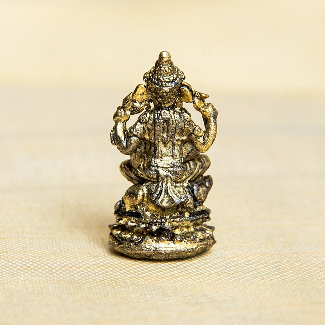 ガネーシャ　坐像　ねずみの上に座るガネーシャ　Ganesha　ミニ神像 4 - 像背面の様子
