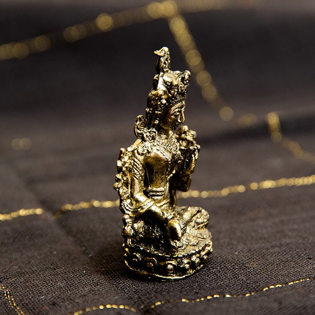 ホワイト・ターラー　白多羅菩薩　ターラー　坐像　White Tara　ミニ神像 3 - 向かって左側面からの様子