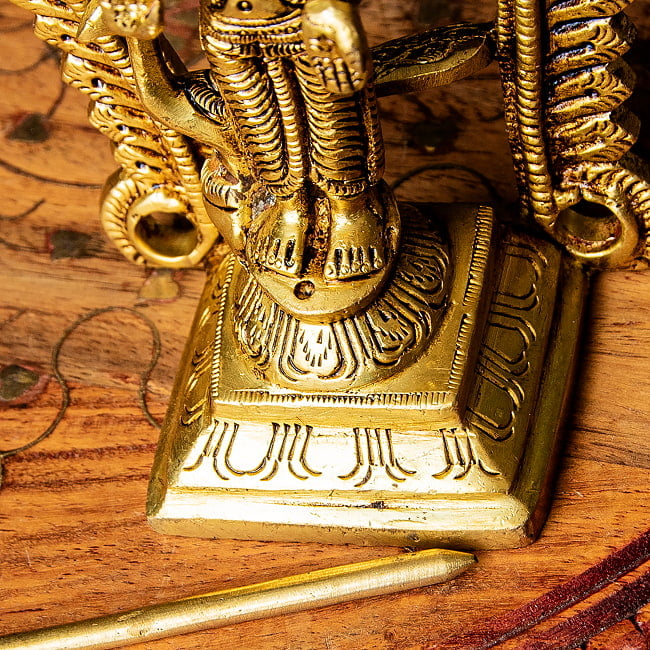 ムルガン　カルティケーヤ　スカンダ　軍神　Murugan / Kartik　高さ：約12cm 11 - ヴェルの先端を入れるための小穴があります