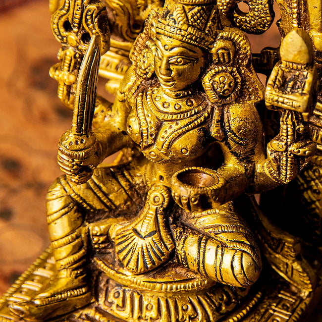 マリアンマン 疫病からの守護と農耕を司る 女神 マリアーイ シータラ Mariamman 高さ:約14.5cm 6 - 上の方から見てみました