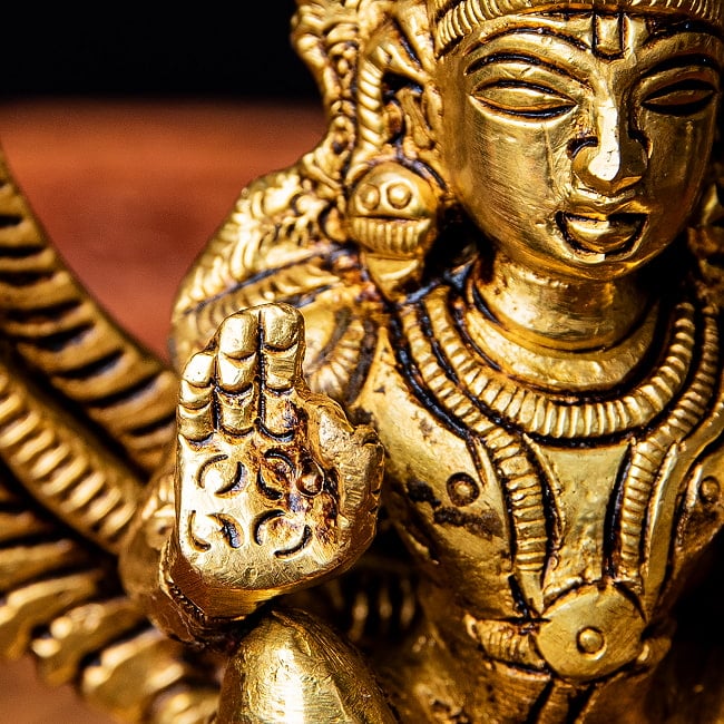 アイヤッパン　/アイヤナール　南インドで信仰される純潔の神　Ayyappan　高さ：約14.5cm 3 - 右手でチャクラ・ムドラをとります