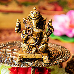 ガネーシャ シンプル台座 小さめ 坐像 Ganesha ブラス製 高さ:約6cm - メイン