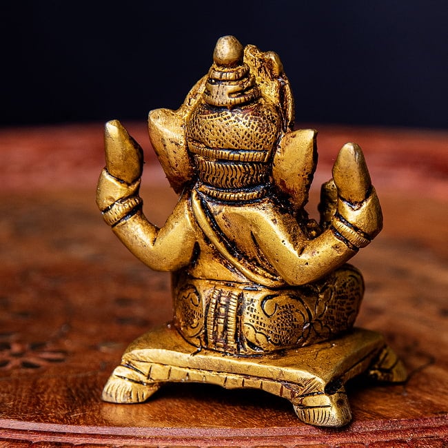 ガネーシャ シンプル台座 小さめ 坐像 Ganesha ブラス製 高さ:約6cm 6 - 背面の様子