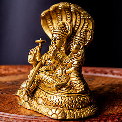 アナンタ竜の上で横たわる ヴィシュヌ ラクシュミー　Vishnu Lakshmi ブラス製　高さ：約10cm - サブ5