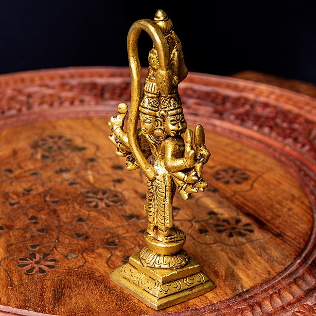 パンチャムキ・ハヌマーン 五面ハヌマーン ハヌマン 立像 Panchamukhi Hanuman ブラス製 高さ:約13cm 14 - 後ろにはなが~い尻尾が生えています