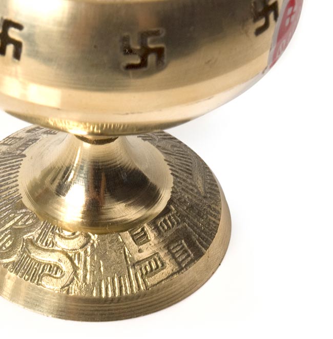 卍のランプシェード 【14cm】 3 - 拡大写真です