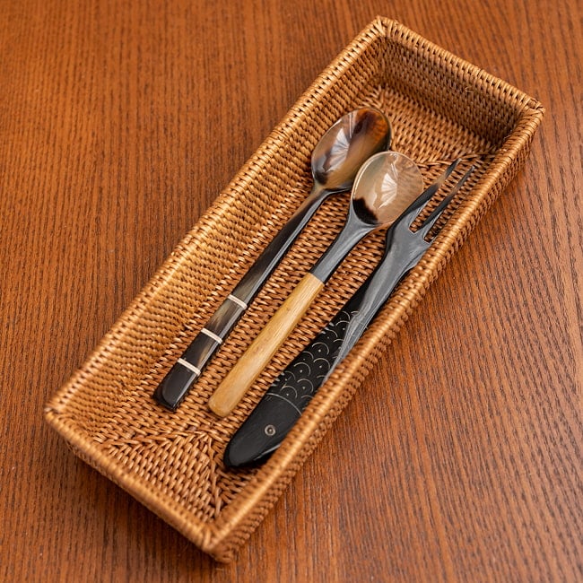 トゥガナン村のアタバスケットトレー カトラリーケース【約23cm×約9cm】 7 - カトラリーケースとして