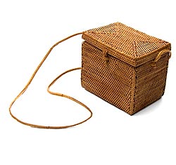 トゥガナン村のアタ　ふた付きスクエアポシェット - サブ2