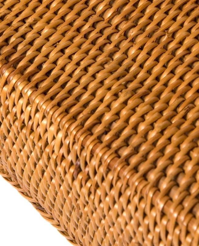 トゥガナン村のアタバスケットトレー【約25.5cm×約10cm】 3 - 一目一目、丁寧に編まれています