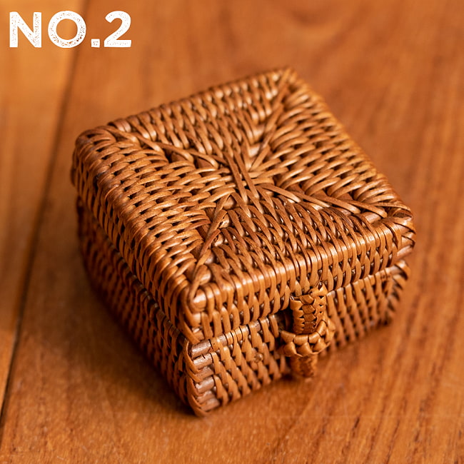トゥガナン村のアタ バスケットボックス【約5cm】 10 - No.2:プレーン