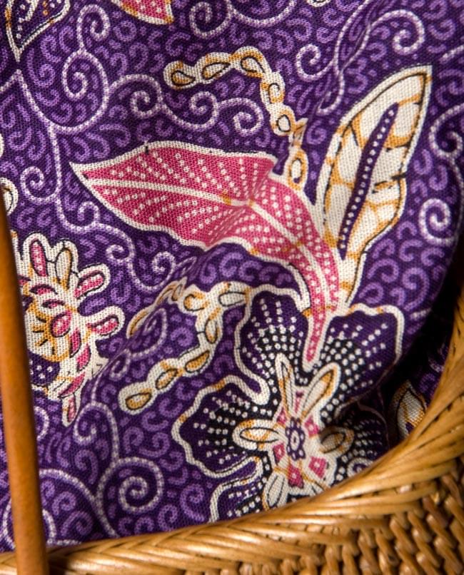 アタバッグ【約17cm x31cm 】 5 - バティック部分を伸ばした状態で撮影してみました。それぞれ使われている生地の部分は異なりますが、どれもかわいいですよ!