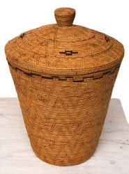 トゥガナン村の蓋付き収納アタバスケット - 大（約38cm x 53cm） の