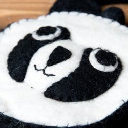 手作りフェルト　ネパールのゆるいアニマルポシェット(ミニ) - パンダ - サブ3