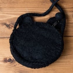 手作りフェルト　ネパールのゆるいアニマルポシェット(ミニ) - パンダ - サブ4