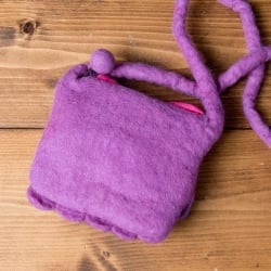 手作りフェルト　ネパールのゆるいアニマルポシェット(ミニ) - ふくろう - サブ4