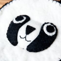 手作りフェルト　ネパールのゆるいアニマルポシェット - パンダ - サブ3