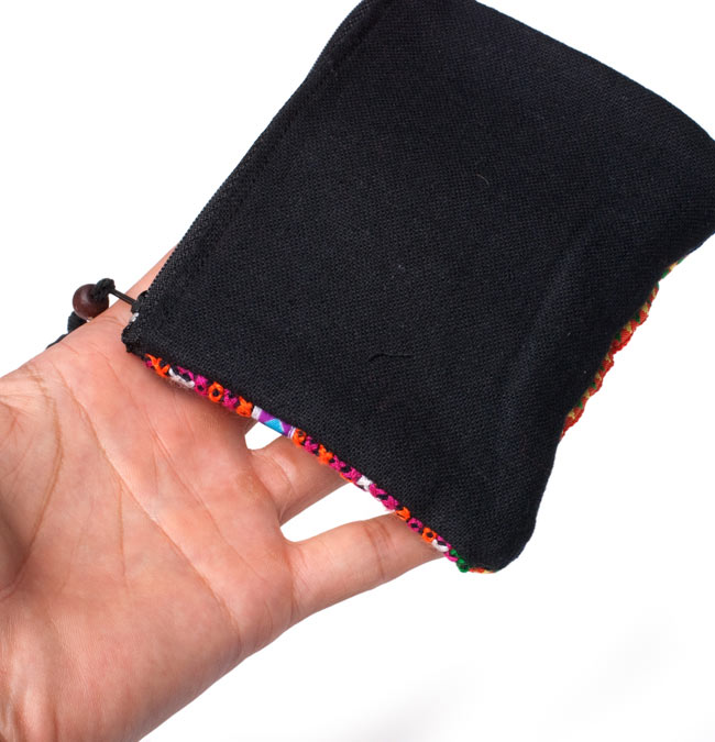 【アソート】モン族の小物入れ 5 - 裏面は黒色です