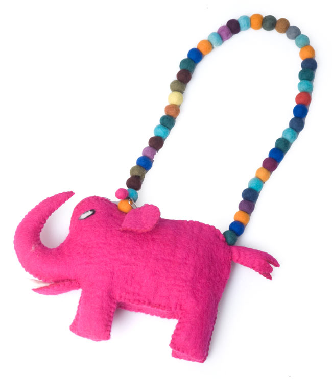 ヤバ可愛い! ネパールフェルトのゾウさんバッグ - ピンクの写真
