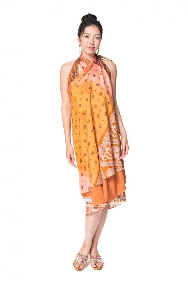 20通りの着方ができる魔法のスカート  8 - イエロー・オレンジ系の一例です。