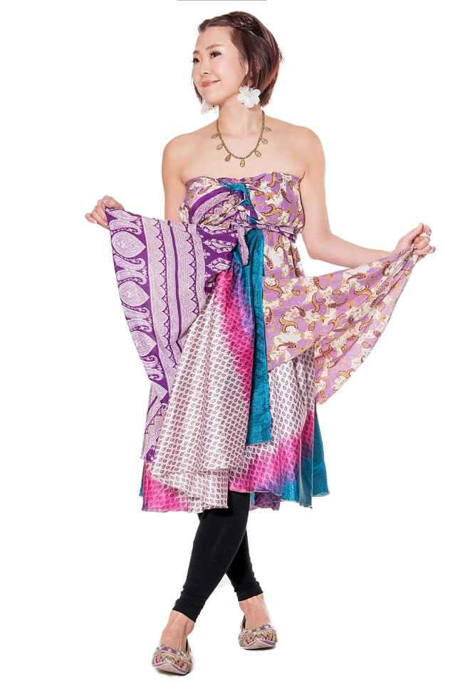 【1点もの】20通りの着方ができる魔法のスカート 紫系 Dの写真1枚目です。前面からの様子です。魔法のスカート,magic skirt,サリー スカート,オールドサリー,マキシスカート,旅行,リゾート