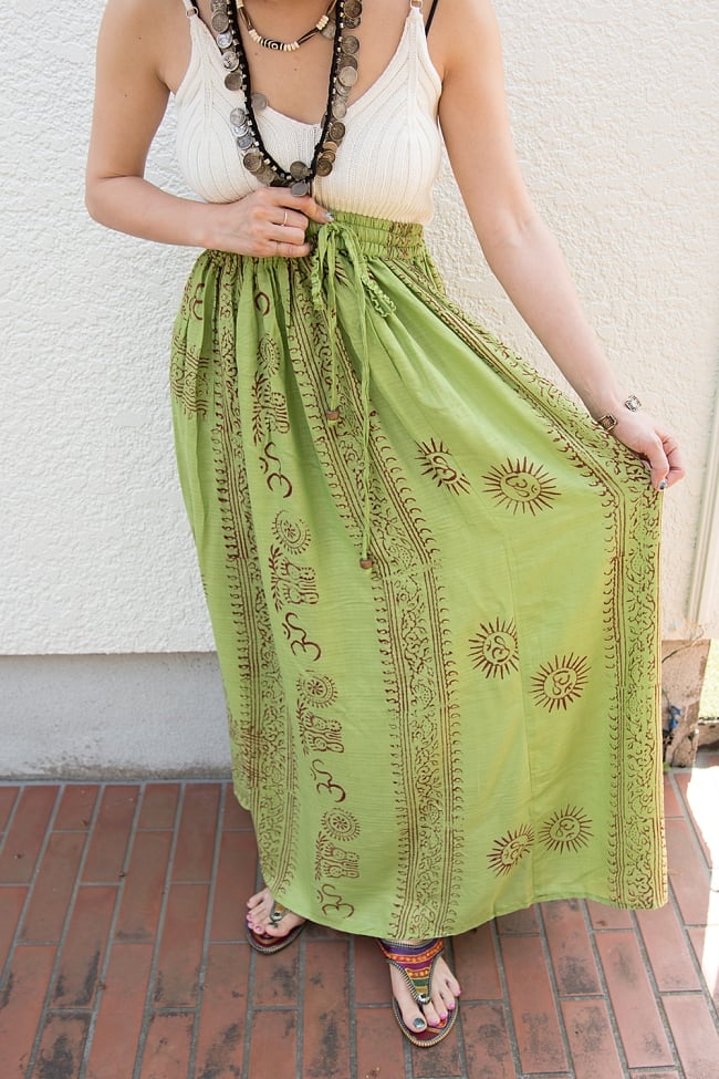 ラムナミフレアースカート（ロング丈） 薄緑 3 - 軽やかで着心地の良いスカートです。