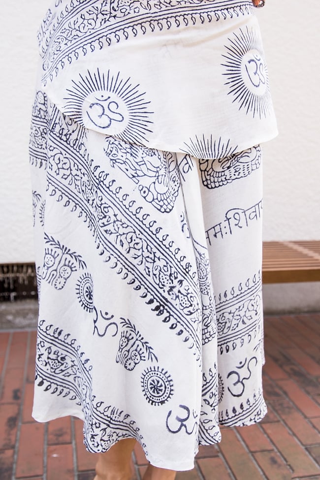 ラムナミフェアリー巻きスカート　ホワイト 5 - 柄をアップにしてみました。デザインパターンは一点ごとに異なるためアソートでのお届けとなります。