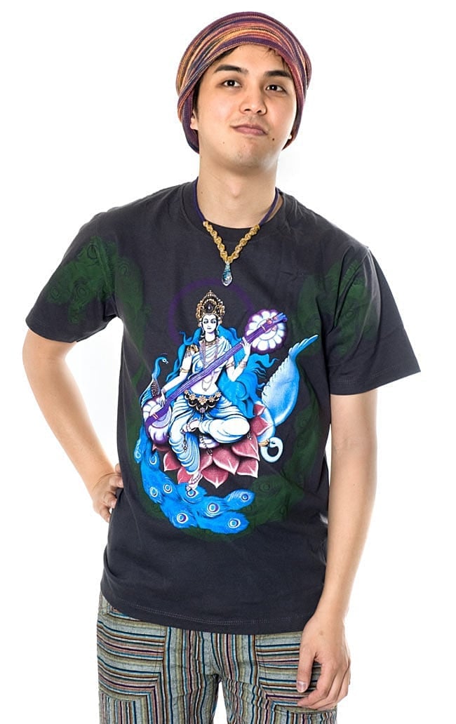 天高く咲く蓮 Tシャツ 10 - 170cmのスタッフがMサイズを着てみました