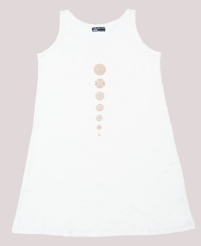 7 chakra ロングタンクトップ　ヨガやフィットネスに 7 - 平たいところで見てみるとこのような形をしています。