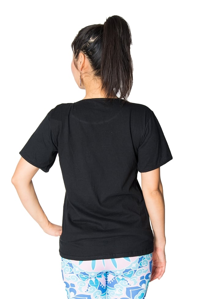 7 chakra シンプルTシャツヨガやフィットネスに 6 - 背中側はシンプルです。