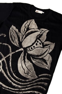 ロータスとオーンモチーフのTシャツ - サブ2
