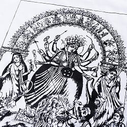 シュリ・シュリ・ドゥルガー　アンティーク調　勇敢な女神ドゥルガーとドゥルガーファミリー　Tシャツ 5.6oz生地 綿 コットン100% - サブ5