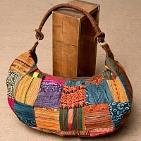 モン族刺繍のトラベルバッグ - ブラウンの商品写真