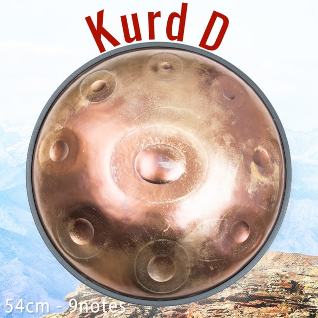 ハンドパン Kurd D【54cm - 9notes】 -ソフトケース付属の写真1枚目です。独創性あるフォルムと優しい音色のハンドパンハンドパン,スチールパン,打楽器,パーカッション,ハングドラム,